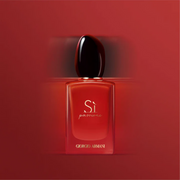 Sì Passione Eau de Parfum Intense | Bold Floral Woody Scent